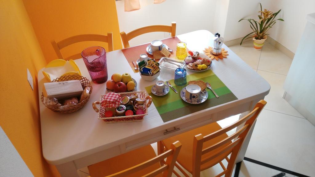 B&B Sa Zodia Guest House Bitti Екстер'єр фото