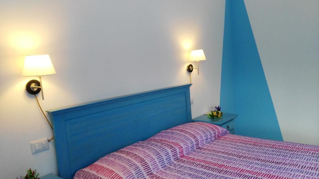 B&B Sa Zodia Guest House Bitti Екстер'єр фото