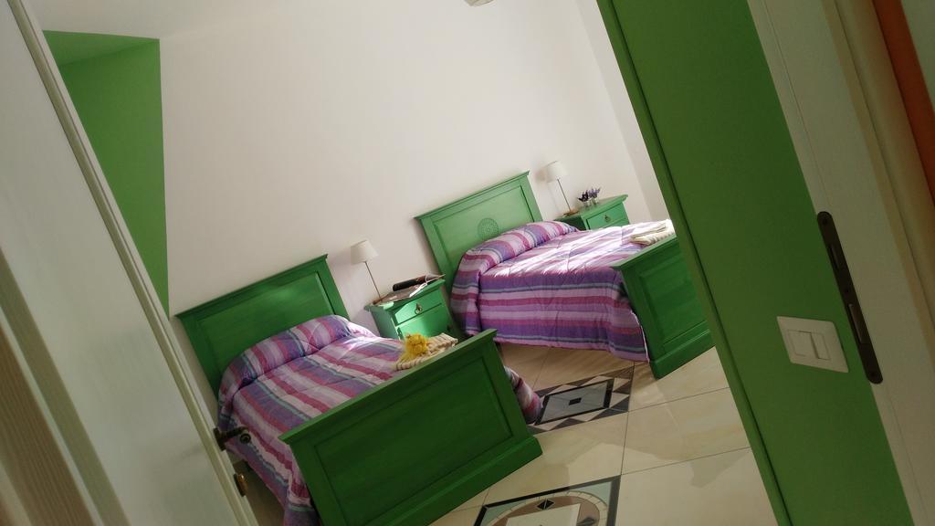B&B Sa Zodia Guest House Bitti Номер фото