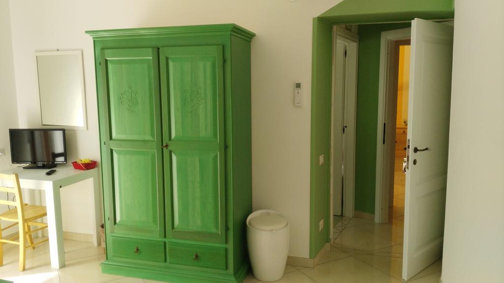 B&B Sa Zodia Guest House Bitti Екстер'єр фото